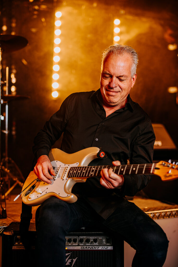 Basgitaar - Gitarist