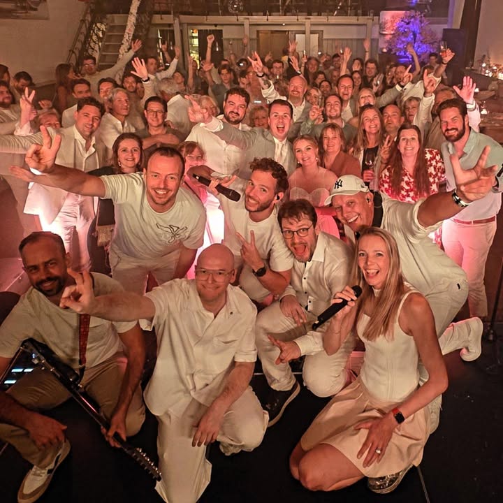 Bruiloft in Santpoort: Evert & Kimberlin rockten in De Wildeman